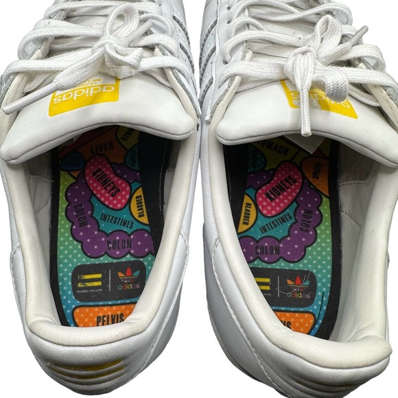 adidas x Pharrell Williams | Men | Classic Superstar Casual Shoes | 11 - Picture 7 of 15